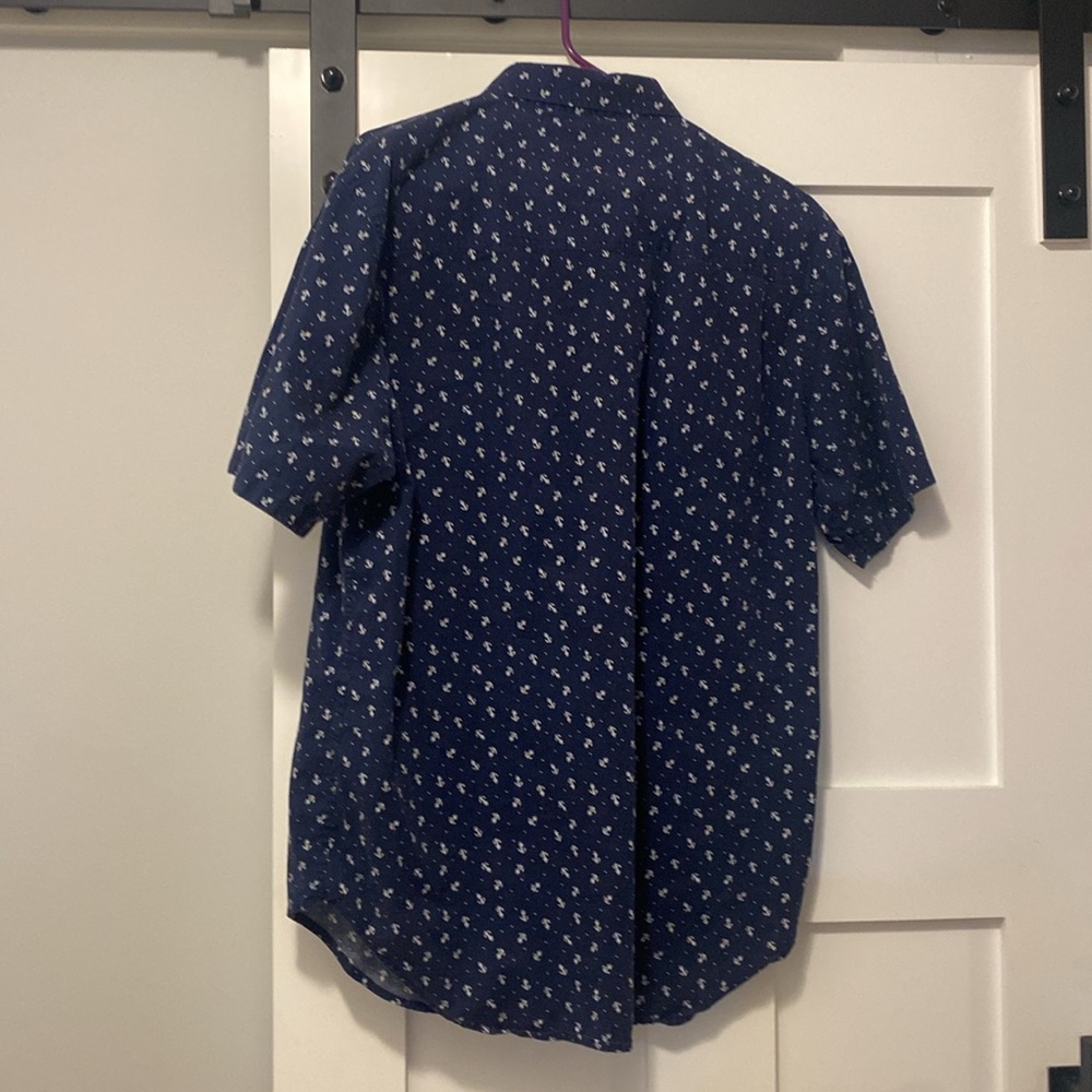 Men’s button up - Picture 4 of 4